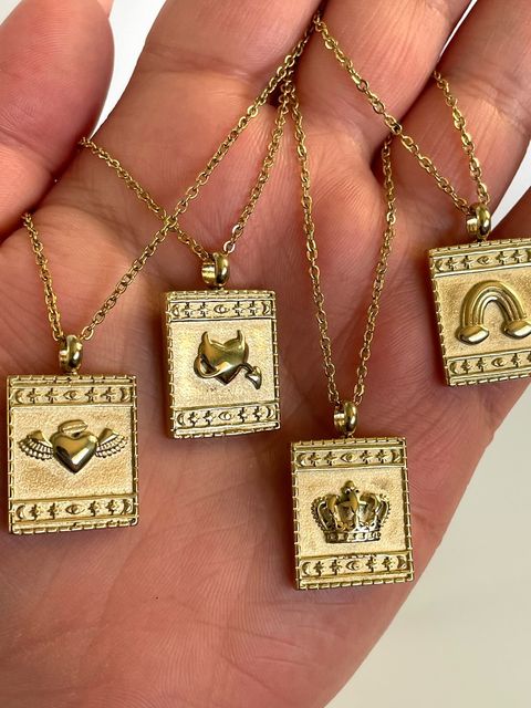 The Phatgal Necklace Collection